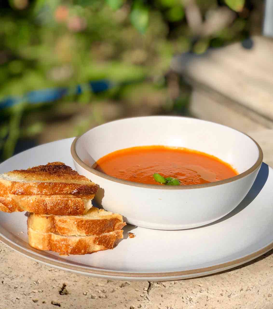 tomato basi soup with grilled cheese
